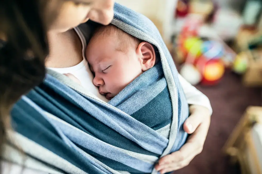 benefits of babywearing