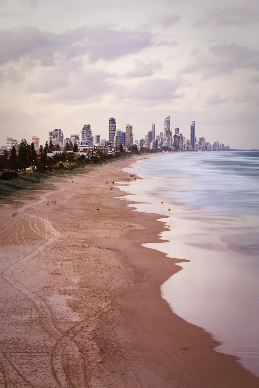 gold-coast-skyline-at-dusk